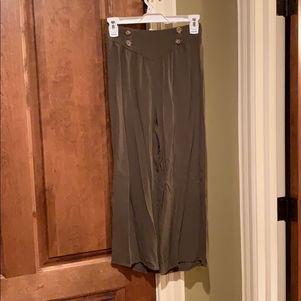 Loose flowy green pants
